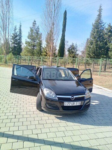 Opel Astra 2009, 201,000 km - 1.8 l - Balakən