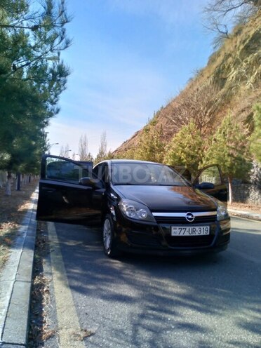 Opel Astra 2009, 201,000 km - 1.8 l - Balakən