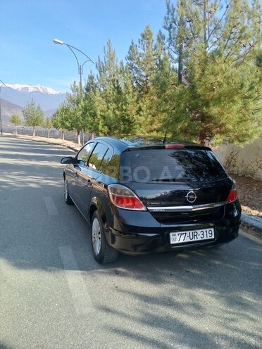 Opel Astra 2009, 201,000 km - 1.8 l - Balakən