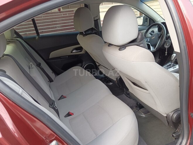 Chevrolet Cruze-7