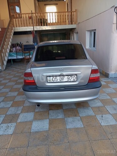 Opel Vectra 1998, 454,120 km - 1.6 л - Qazax