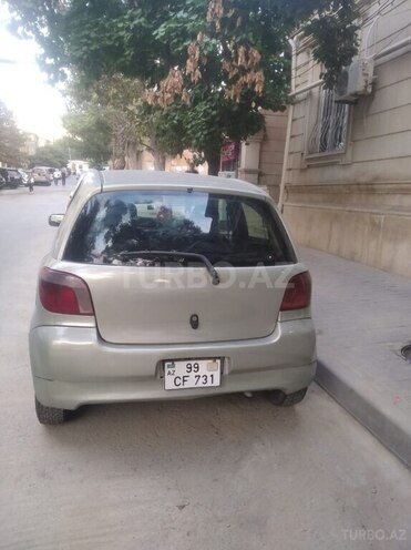 Toyota Vitz 2001, 275,000 km - 1.0 l - Bakı