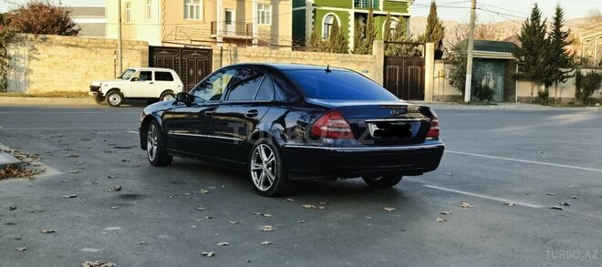 Mercedes E 270 2003, 280,000 km - 2.7 л - Goranboy