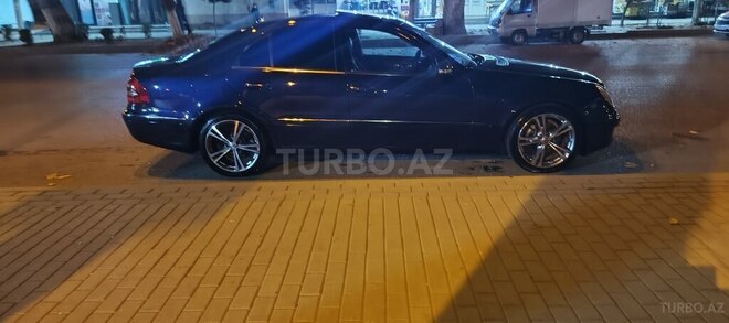 Mercedes E 270 2003, 280,000 km - 2.7 л - Goranboy