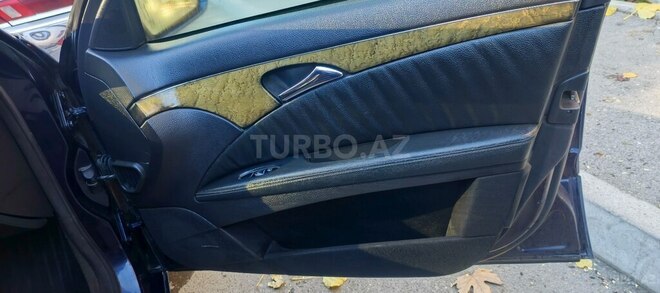 Mercedes E 270 2003, 280,000 km - 2.7 л - Goranboy