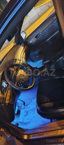 Mercedes E 270 2003, 280,000 km - 2.7 л - Goranboy