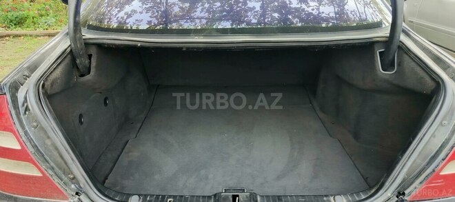 Mercedes E 270 2003, 280,000 km - 2.7 л - Goranboy