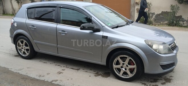 Opel Astra 2006, 242,000 km - 1.4 l - Bakı