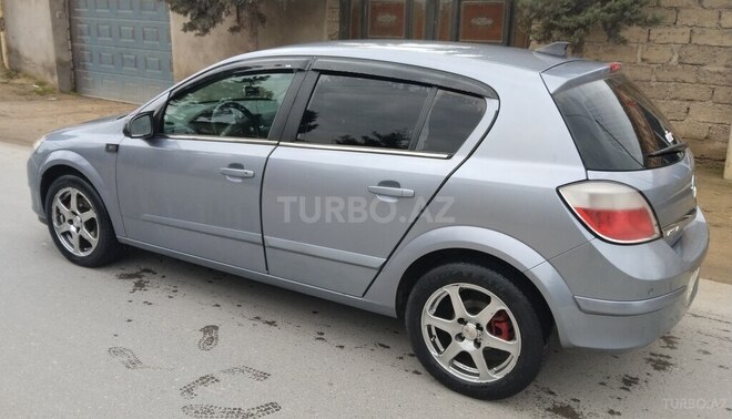 Opel Astra 2006, 242,000 km - 1.4 l - Bakı