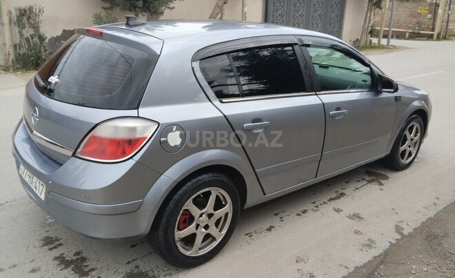 Opel Astra 2006, 242,000 km - 1.4 l - Bakı