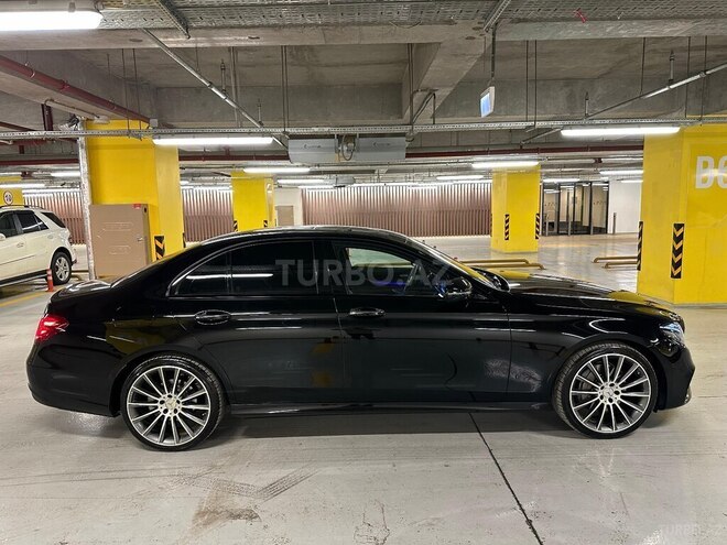 Mercedes E 220 d 2017, 144,000 km - 2.0 l - Gəncə