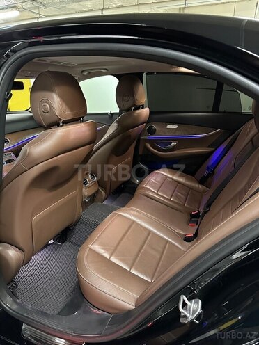Mercedes E 220 d 2017, 144,000 km - 2.0 l - Gəncə