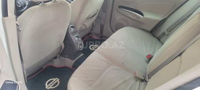 Nissan Sunny 2012, 240,000 km - 1.5 l - Bakı