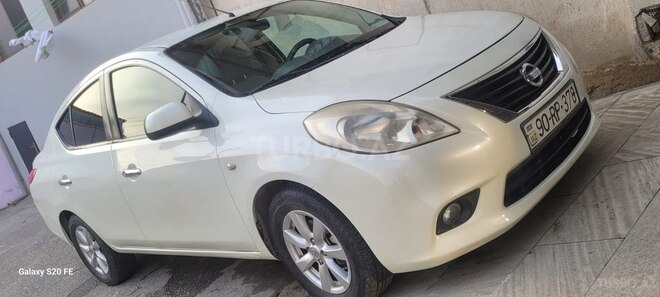 Nissan Sunny 2012, 240,000 km - 1.5 l - Bakı