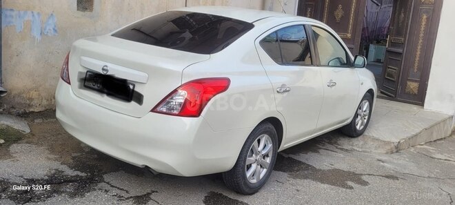 Nissan Sunny 2012, 240,000 km - 1.5 l - Bakı