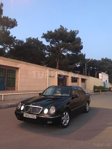 Mercedes E 220 d 2001, 530,000 km - 2.2 л - Bakı