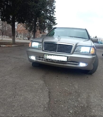 Mercedes C 240 1997, 250,000 km - 2.4 л - Gəncə