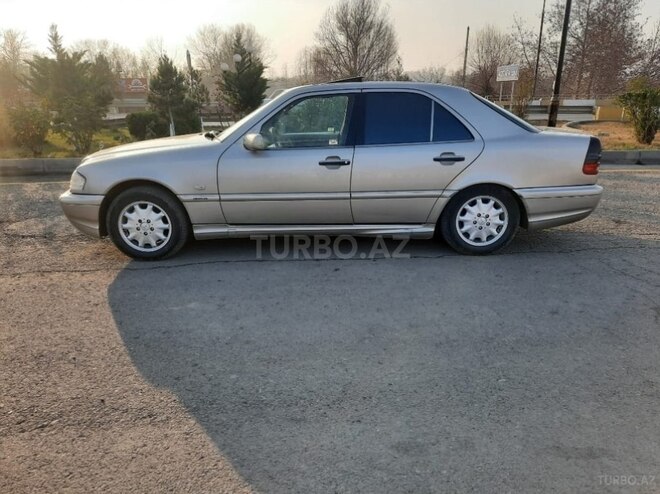 Mercedes C 240 1997, 250,000 km - 2.4 л - Gəncə