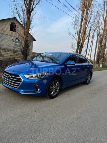 Hyundai Avante 2015, 196,000 km - 1.6 l - Masallı