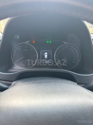 Hyundai Avante 2015, 196,000 km - 1.6 l - Masallı