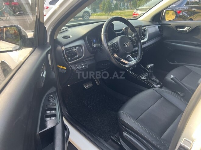 Kia Stonic 2017, 221,000 km - 1.6 l - Bakı