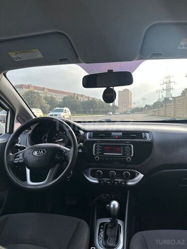 Kia Rio 2015, 174,000 km - 1.6 l - Bakı