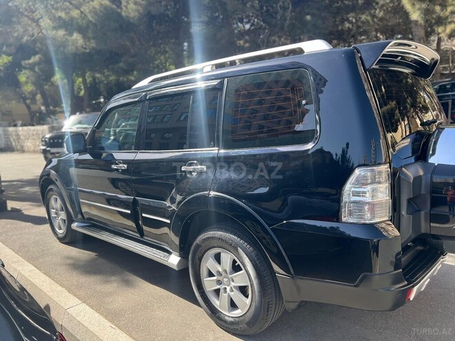 Mitsubishi Pajero 2008, 247,000 km - 3.0 l - Bakı