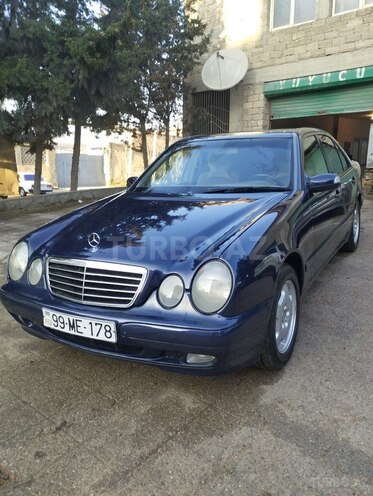Mercedes E 220 d 4MATIC 2000, 295,256 km - 2.2 л - Bakı