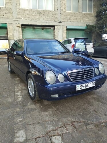 Mercedes E 220 d 4MATIC 2000, 295,256 km - 2.2 л - Bakı