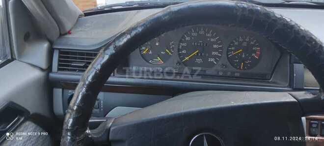 Mercedes E 230 1990, 456,900 km - 2.3 l - Qazax