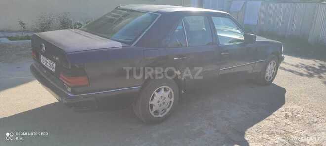 Mercedes E 230 1990, 456,900 km - 2.3 l - Qazax