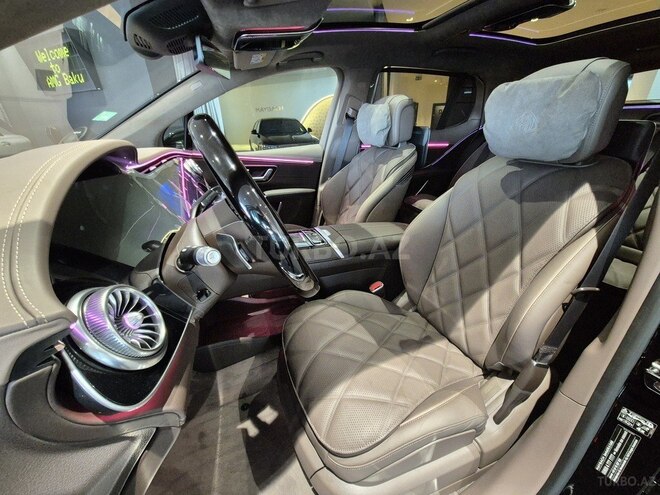 Mercedes-Maybach EQS 680 4MATIC SUV-7
