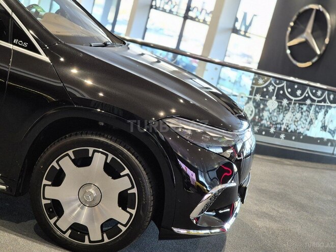 Mercedes-Maybach EQS 680 4MATIC SUV-16