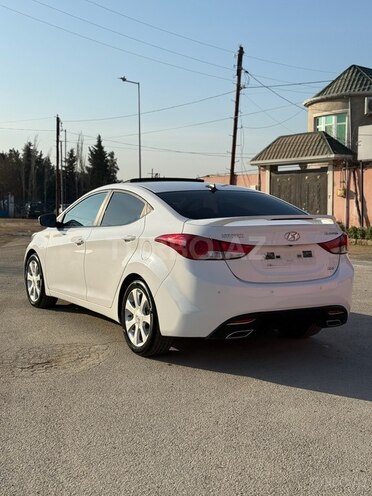 Hyundai Elantra 2013, 180,000 km - 1.8 l - Bakı