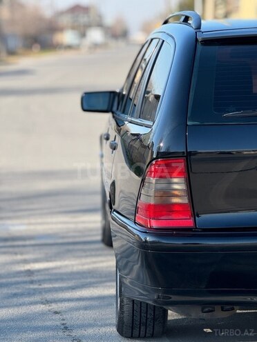 Mercedes C 220 d 1999, 257,000 km - 2.2 л - Yevlax
