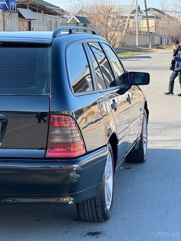 Mercedes C 220 d 1999, 257,000 km - 2.2 л - Yevlax