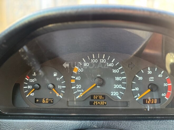 Mercedes C 220 d 1999, 257,000 km - 2.2 л - Yevlax