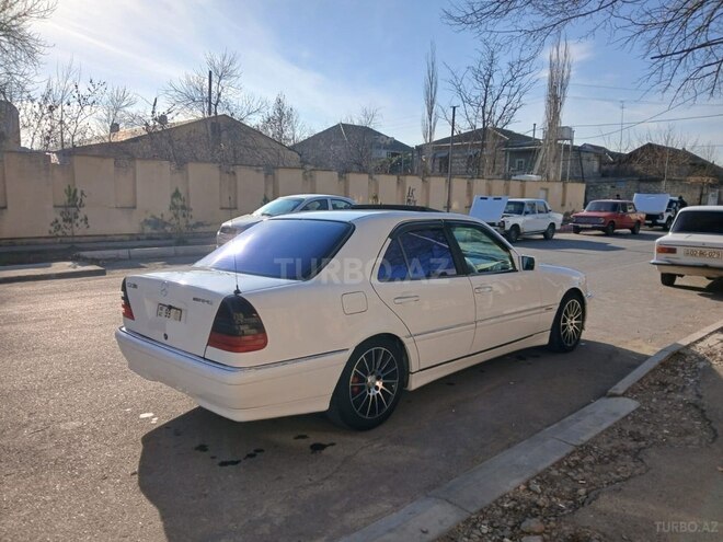 Mercedes C 230 1999, 257,000 km - 2.3 l - Yevlax