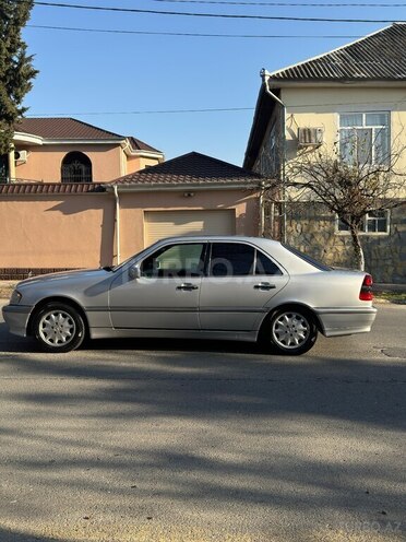 Mercedes C 230 2000, 267,413 km - 2.3 l - Göyçay