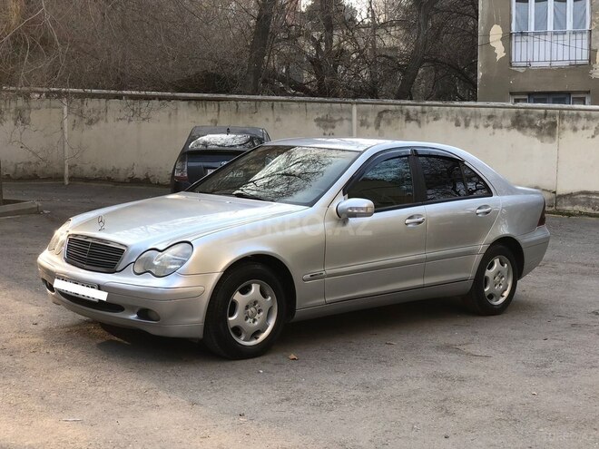 Mercedes C 220 d 2000, 399,234 km - 2.2 л - Bakı