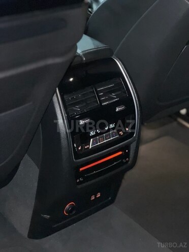 BMW X7-18