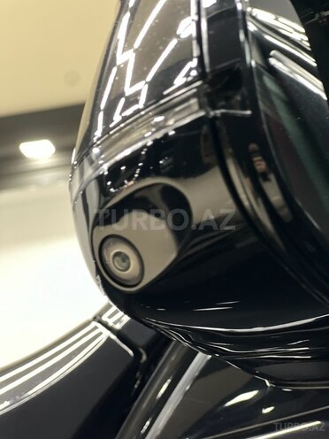 BMW X7-12