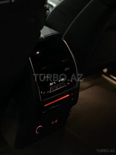 BMW X7-20