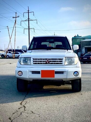 Mitsubishi Pajero io 1999, 221,423 km - 1.8 l - Bakı