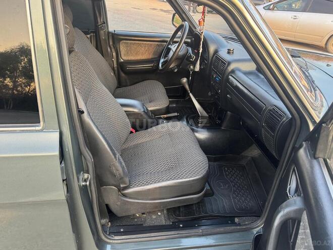 GAZ 31105 2004, 200,000 km - 2.3 l - Sumqayıt