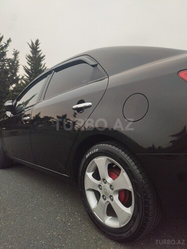 Kia Cerato 2008, 200,086 km - 1.6 l - Qax