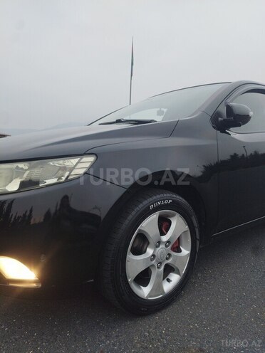 Kia Cerato 2008, 200,086 km - 1.6 l - Qax