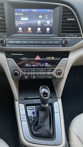 Hyundai Elantra 2017, 64,052 km - 2.0 l - Bakı