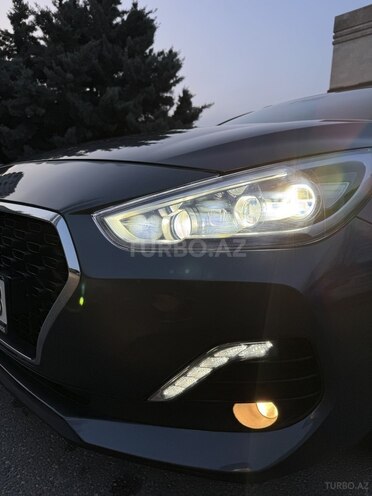 Hyundai i30 2018, 89,000 km - 1.4 л - Bakı