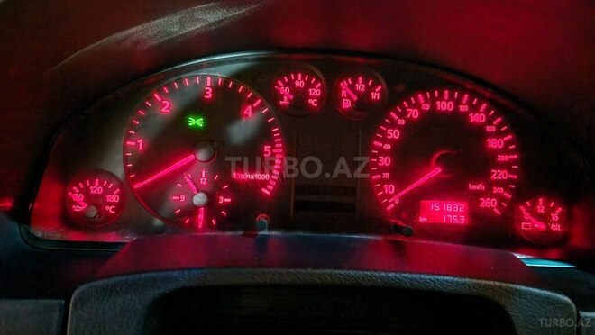 Audi A6 2000, 191,000 km - 2.5 l - Bakı